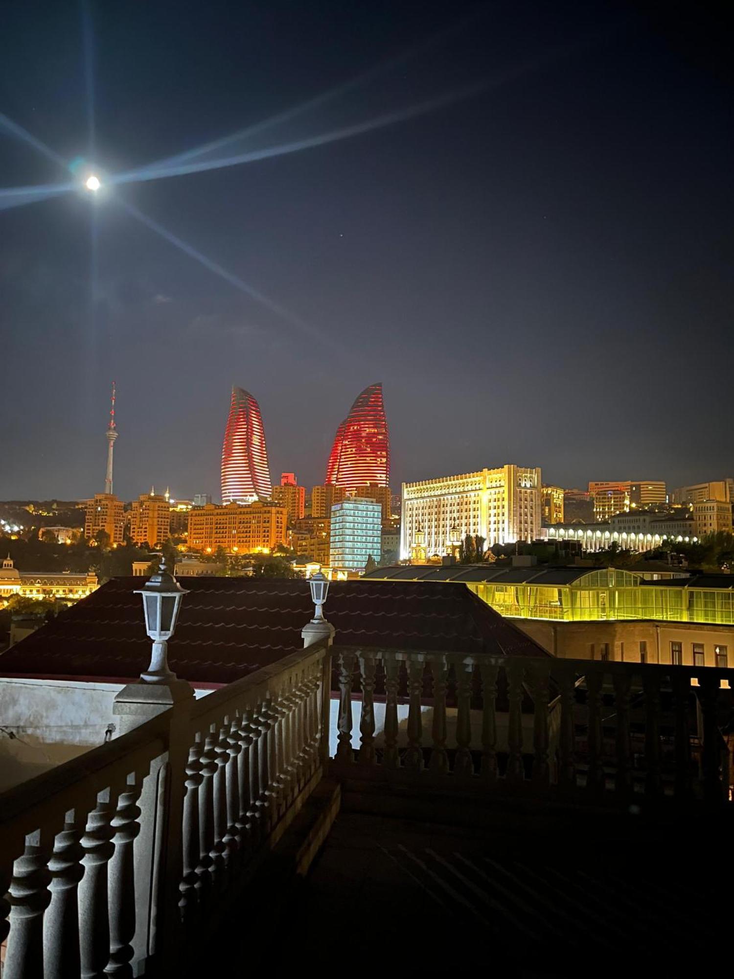 Cafe Terrace Hostel Baku Extérieur photo