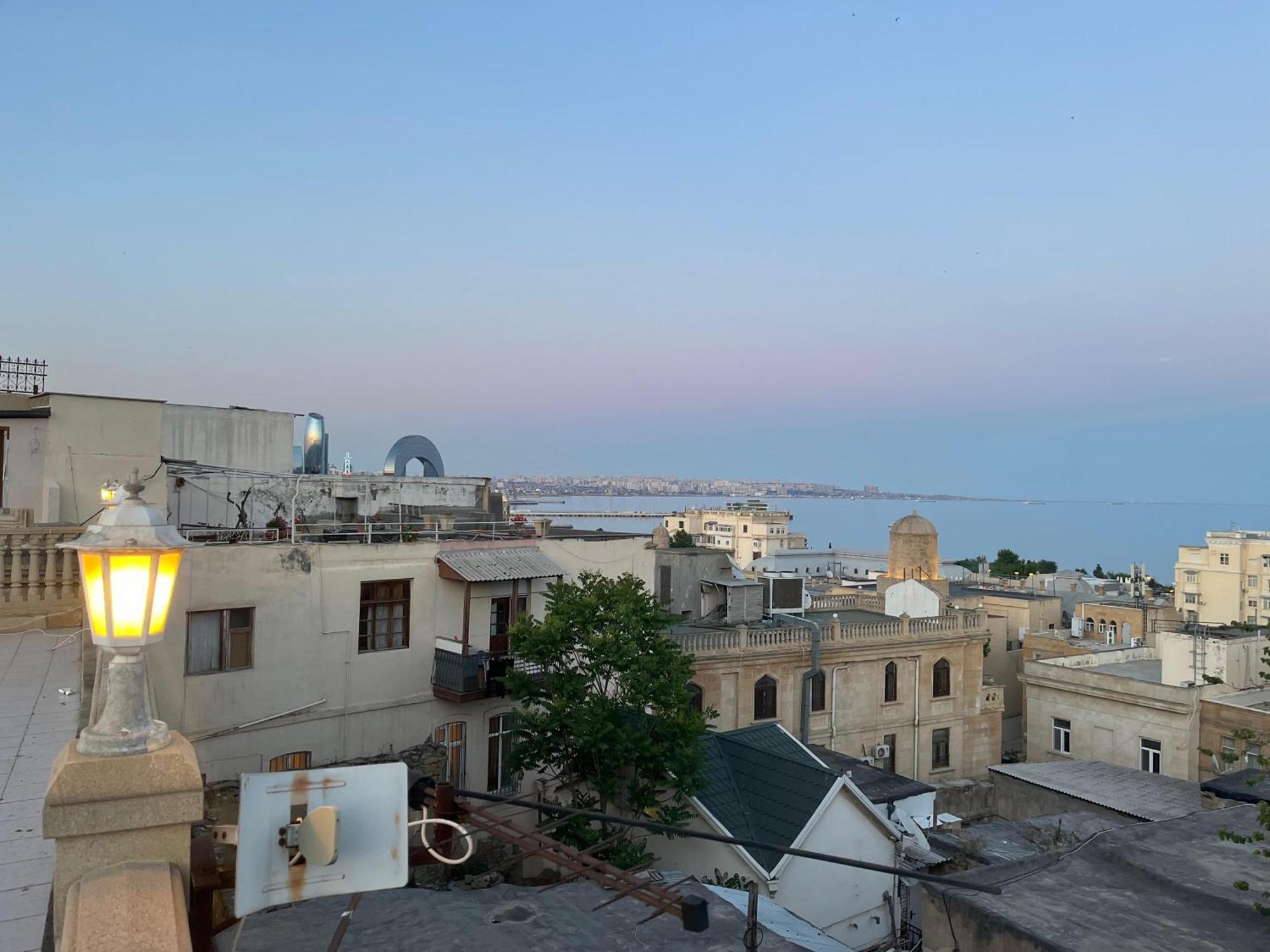Cafe Terrace Hostel Baku Extérieur photo